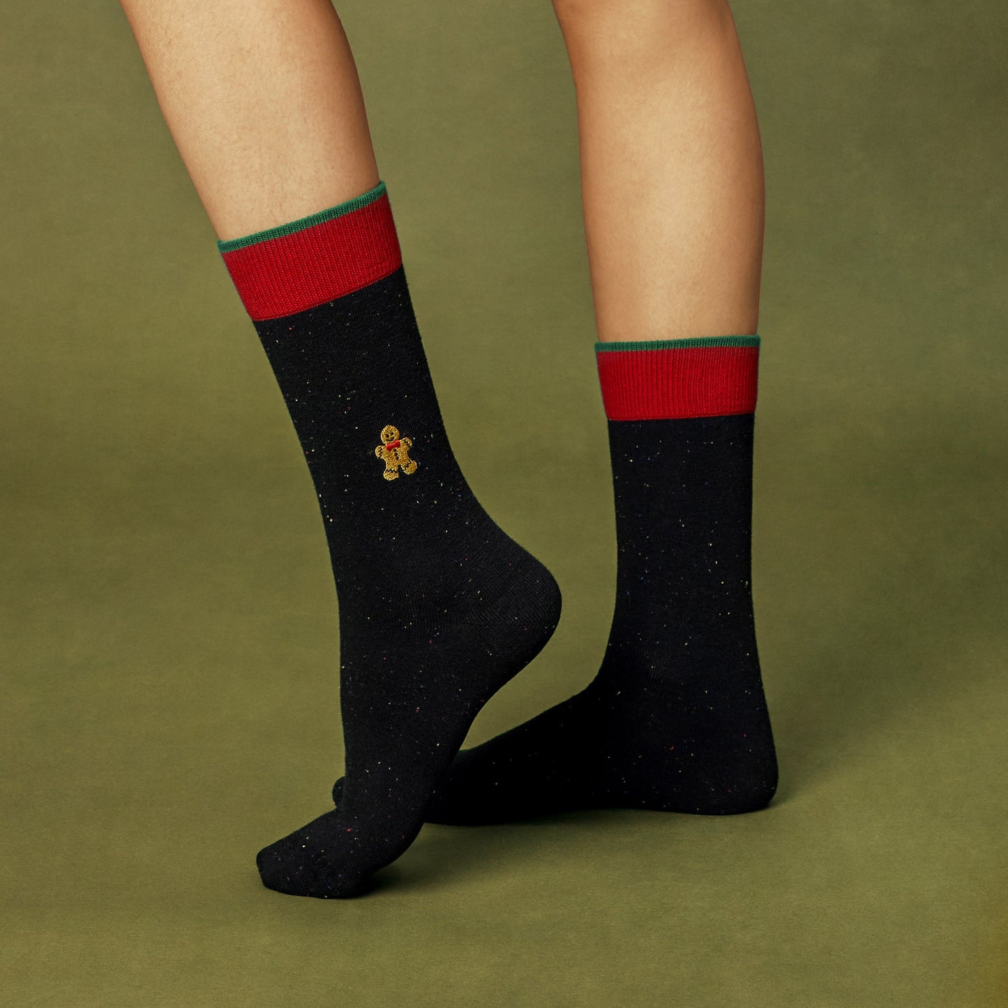 2 Pairs Holiday Socks