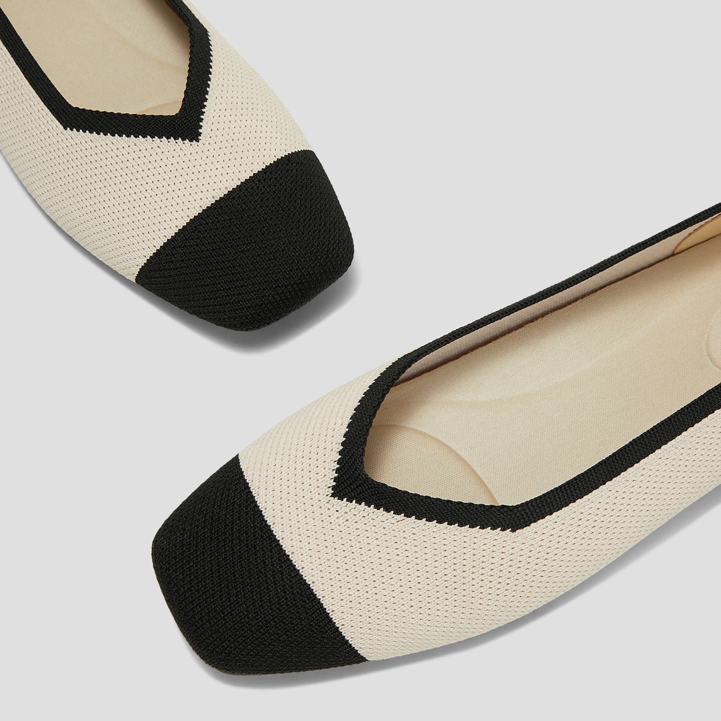 VIVAIA Margot 2.0 아이보리&블랙 제품 디테일