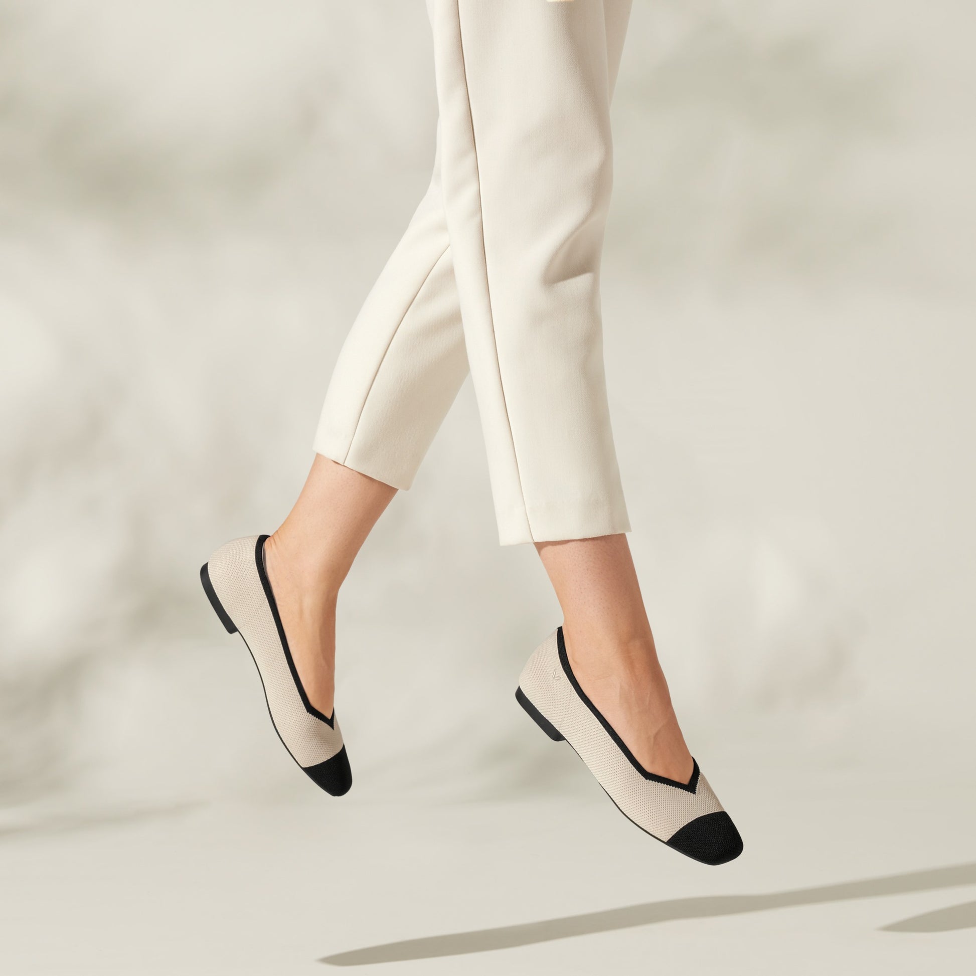 VIVAIA Margot 2.0 아이보리&블랙 제품 디테일