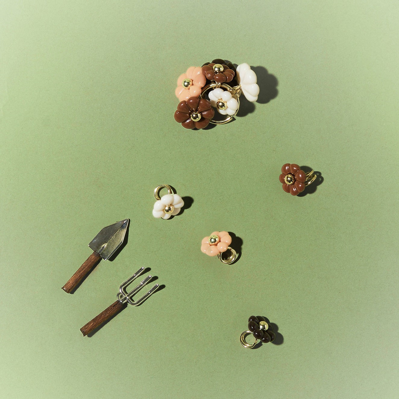 Bloomies Charm Set  (Lindie)
